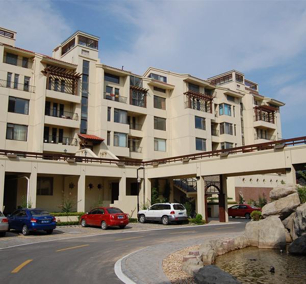 2-2002040RF3316.jpg